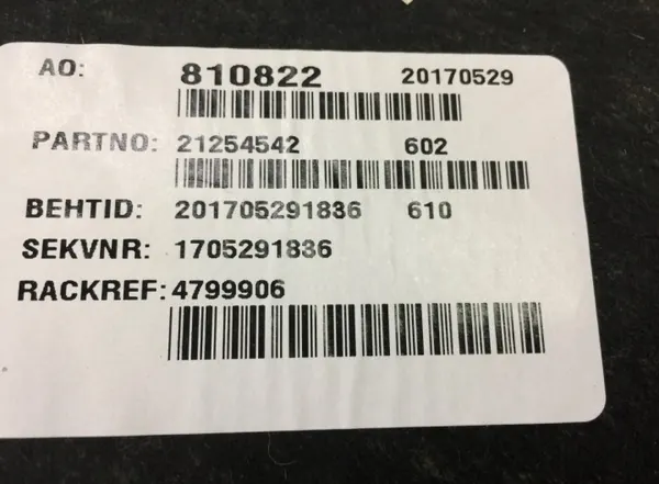Panneau de cabine Volvo OEM 21254542, côté gauche image 6