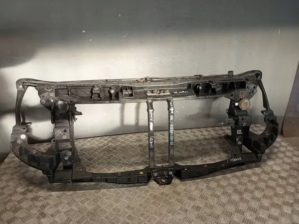 Renault Master III Frontverstärkung 8200657209 image 3