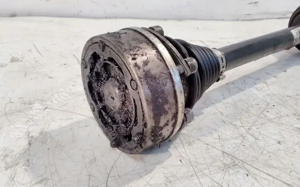 Seat Leon (1P) 2010 Vänster framaxel image 4