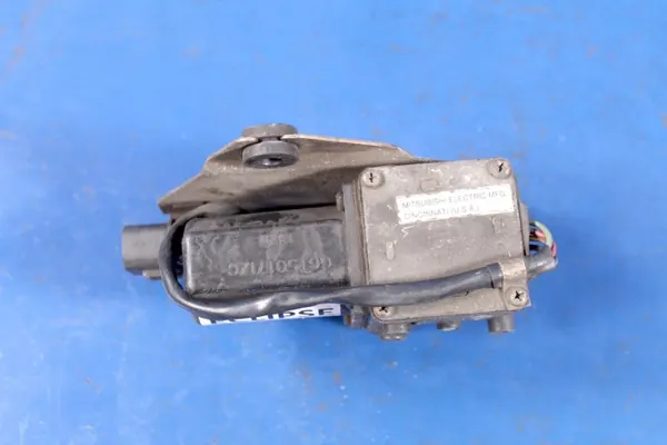 Mitsubishi Tempomat-Modul OEM G6T50171ZC image 7