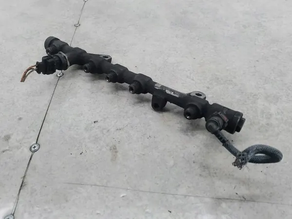 Rampe d'injection diesel OEM 8200600206 Renault Trafic II image 4