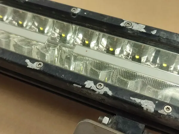 Barra LED 56cm - Luz de Longo Alcance - Estrutura - Fiação - OEM 10R-0522118 image 9