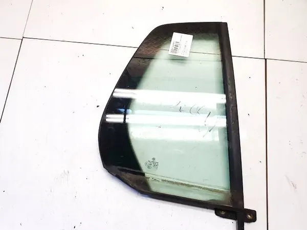 Cerradura Puerta Trasera Derecha OEM 5K6845214EF - Usado image 2