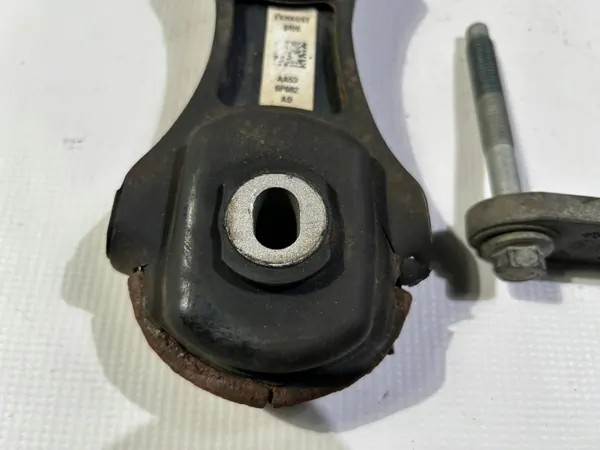 Motorfästbracket OEM AA536P082AD för Ford Explorer image 4