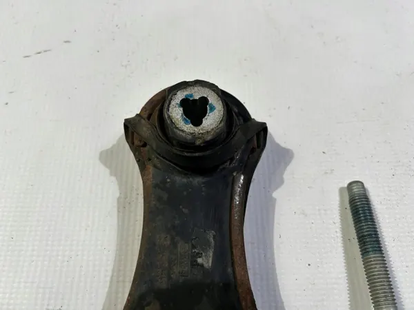 Motorfästbracket OEM AA536P082AD för Ford Explorer image 6