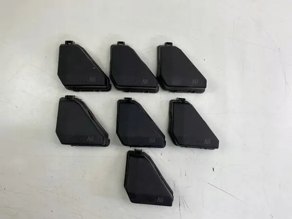 Tampa da caixa de fusíveis Toyota Yaris III 82662-52791 image 2