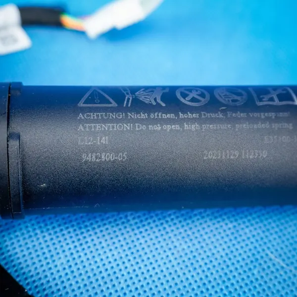 BMW X5 G05 achterklep actuator motor OEM 51249482800 image 4