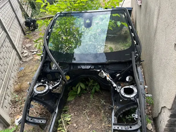 Marco de ventana cuarto delantero OEM 7654321 BMW 4 F33 image 2