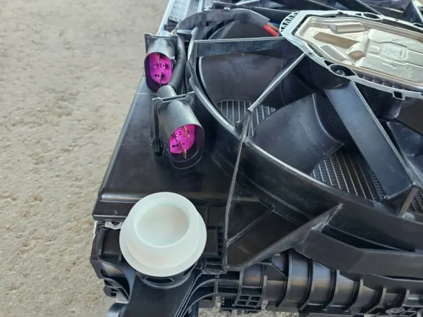 Jäähdytinpuhallin Porsche OE OEM PAB95945500 Cayenne 9Y image 8