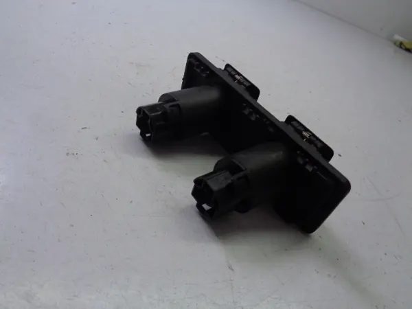 OEM JPLA-19010-CA Taka USB-latausportit Range Rover Sport image 4