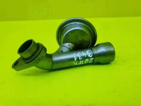 Pompe à huile d'occasion OEM 06F115251B Audi 2.0 TFSI image 2