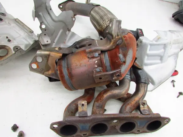 Katalysaattori Mazda 6 GJ 2.5 OEM PE15 6K08 image 7
