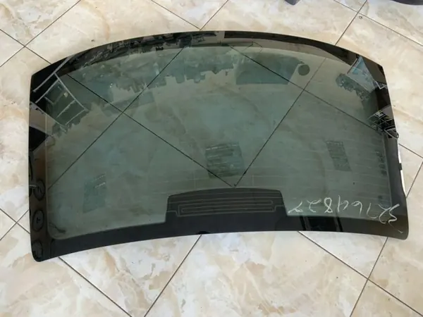 Vitre arrière Audi OE E000184 pour A4 B8 image 3