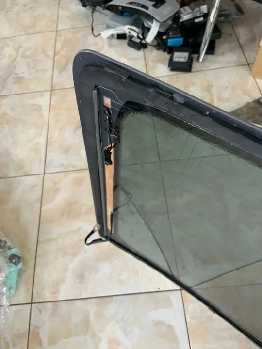 Vitre arrière Audi OE E000184 pour A4 B8 image 6