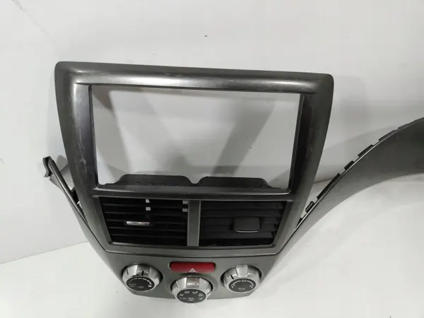 Moldurón Salpicadero Subaru OEM 66110FG020 - Usado image 4