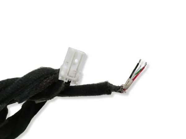 Hyundai Santa Fe USB-uttag OEM 84670SIRA8 image 5
