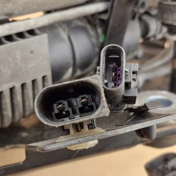 Compressore Sospensione Volvo XC90 II XC60 II S90 II V90 CC image 4