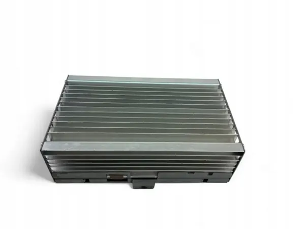 BMW F11 HIFI Förstärkare OEM 9241335 - Begagnad image 7