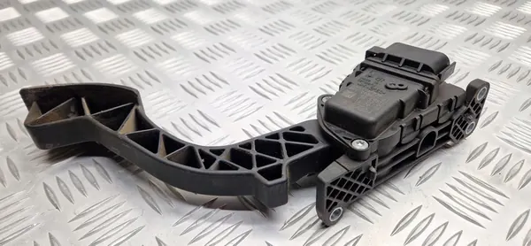 Volvo Pedalset OE 4M519F836AH image 2