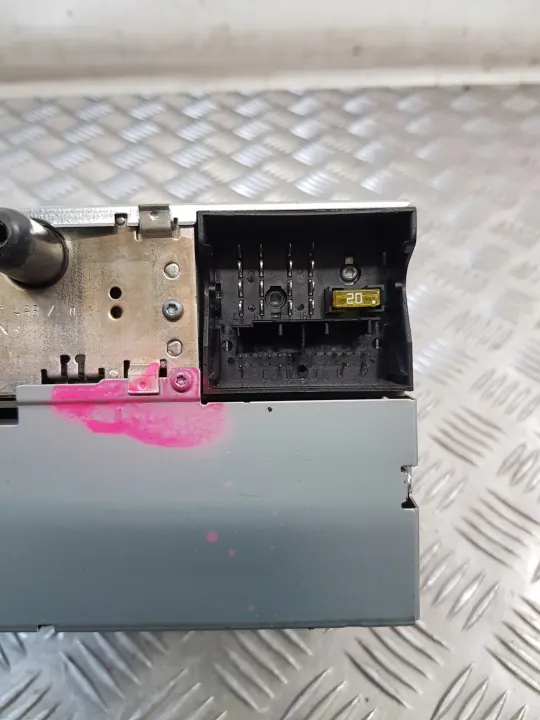 Radio CDC 40 Opel OE OEM 13121030 - Käytetty image 4
