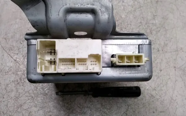 Unité de commande direction assistée OEM 8965047270 Toyota Prius image 3