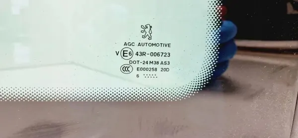 Janela traseira esquerda usada OEM DOT24M38AS3 Peugeot Expert image 3