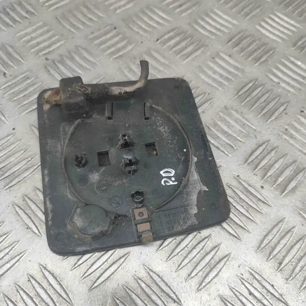 Mercedes-Benz E W124 Oikean Peilin Lisäosa OEM A1248100821 image 4