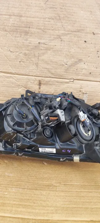 Faros delanteros izquierdo Mitsubishi Lancer X image 10