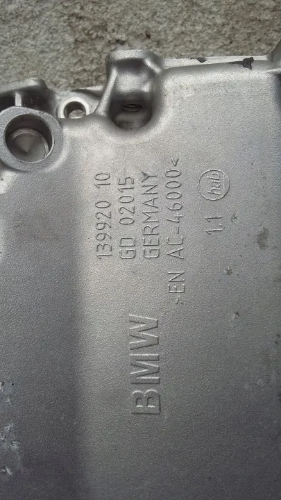 BMW Öljypärä OEM 11188595451 X1 X2 2-sarja image 3