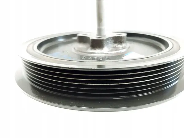 VOLVO V40 II 2.0 T2 Polia do Virabrequim image 3