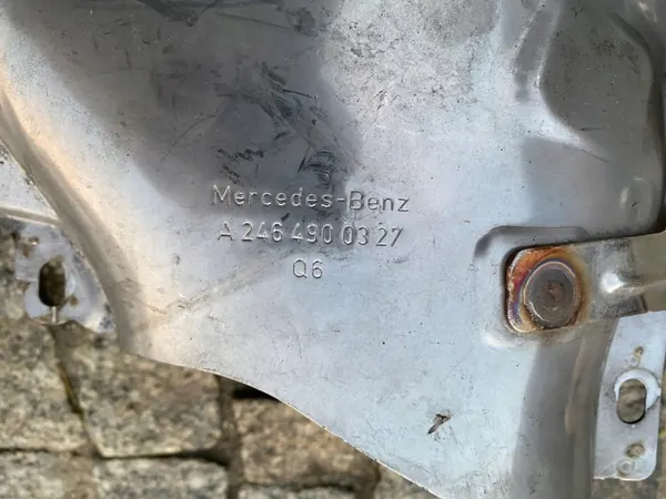 Mercedes 246 B-luokan Vasen Taka Pakopää OEM 2464900327 image 5