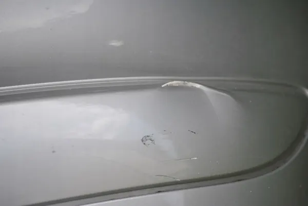 Parachoques trasero Mercedes A169 3D Plata OEM A 1698850925 image 3