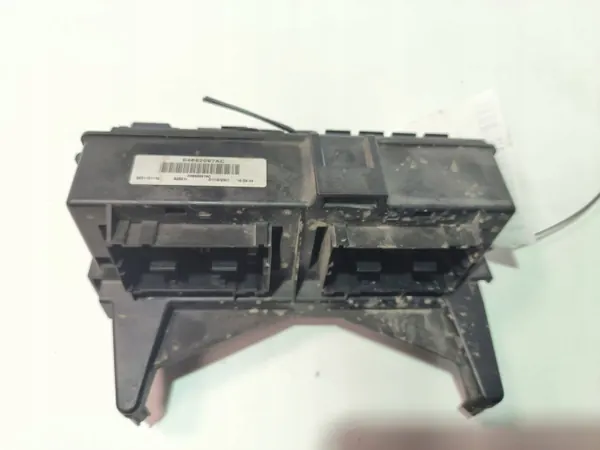 Sicherung Chrysler Aspen 2007 OEM 04692097AC image 4
