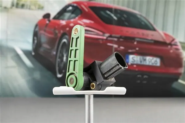 Nivåsensor Porsche Cayenne E2/958 OEM 95833107700 image 2