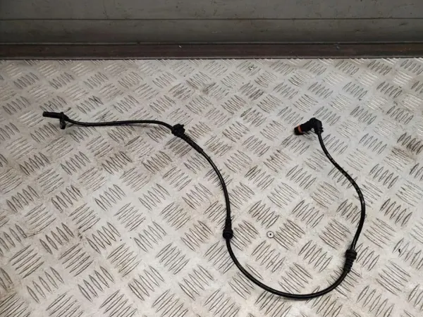 Mercedes-Benz ABS-pyöränopeusanturi OEM A2219057500 image 2