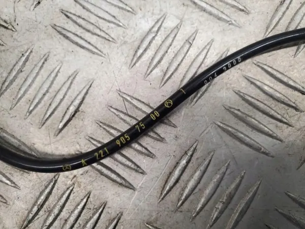 Mercedes-Benz ABS-pyöränopeusanturi OEM A2219057500 image 4