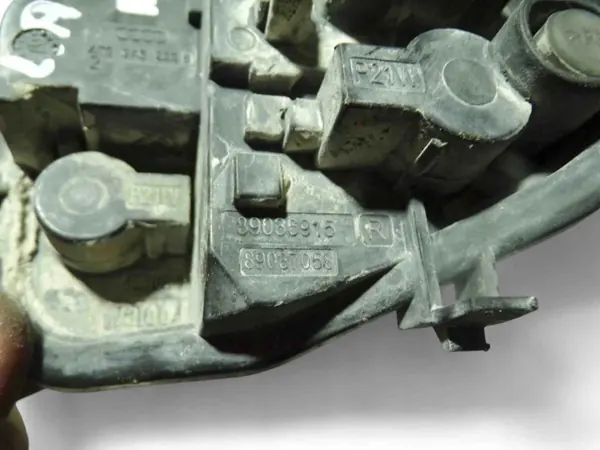 Audi A6 Avant achterlichtconnector OEM 4F9945222B image 5