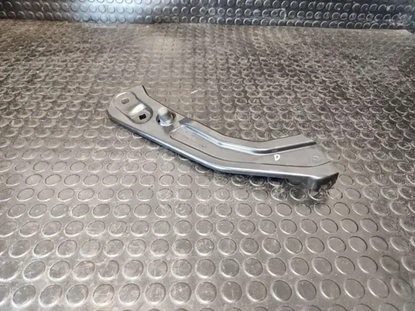 OEM 658805932 Oikea etuvaloluiska Skodalle image 3