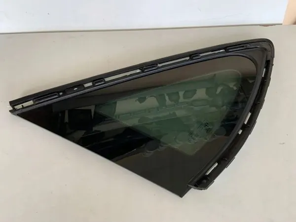 Janela traseira esquerda usada OEM 4G8845299AC Audi A7 image 2