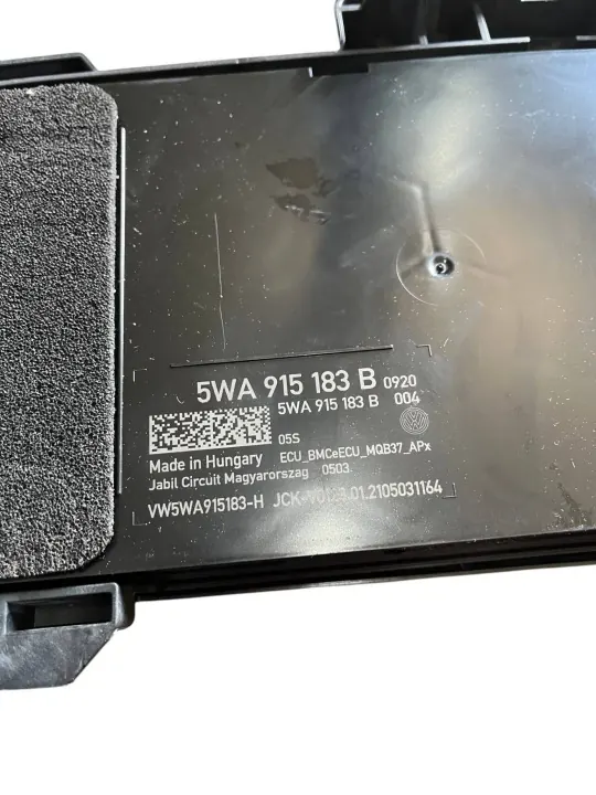 Módulo controlo bateria VW Golf VIII OEM 5WA915183B image 3
