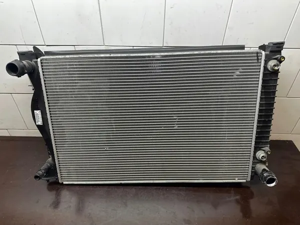 Radiador de agua AUDI A6 (4F2, C6) 2.7L diésel image 4