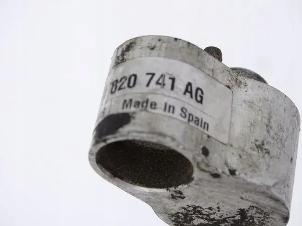 Skoda OE 6Q1820741AG Ilmastointijohdin image 5