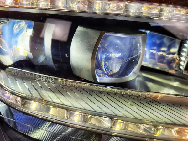 RECHTER LED ILS KOPLAMP MERCEDES CLS 218 W218 VOOR FACELIFT image 2