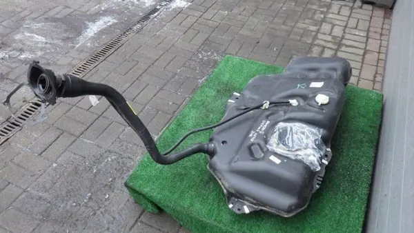Pescoço de Enchimento Tanque OEM 2DX00VTEVR Dacia Sandero image 3