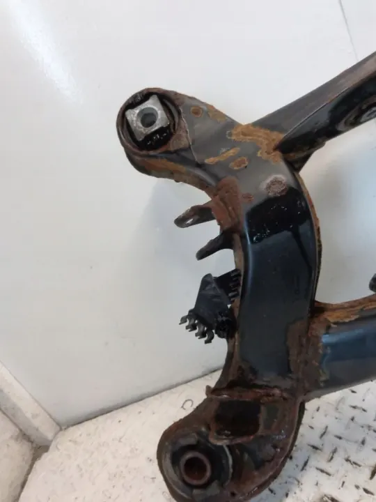 Mercedes C W203 Heck-Schlitten OEM 2033507600 - Gebraucht image 10