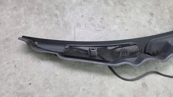 Pare-brise Mercedes W204 OEM A2048300013 - Occasion image 5