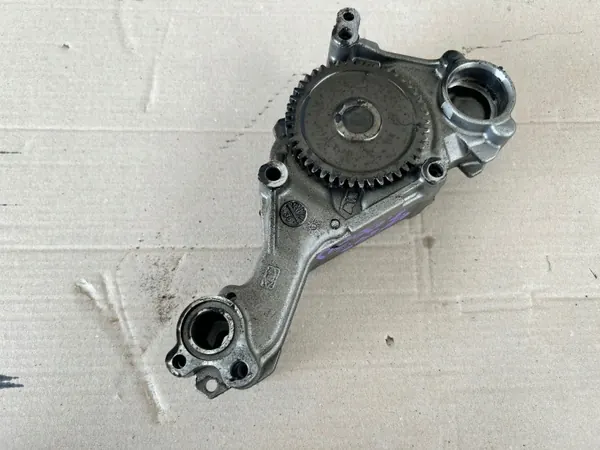Jeep Öljypumppu OEM VHB3692 Grand Cherokee WK2 3.0 CRD image 2