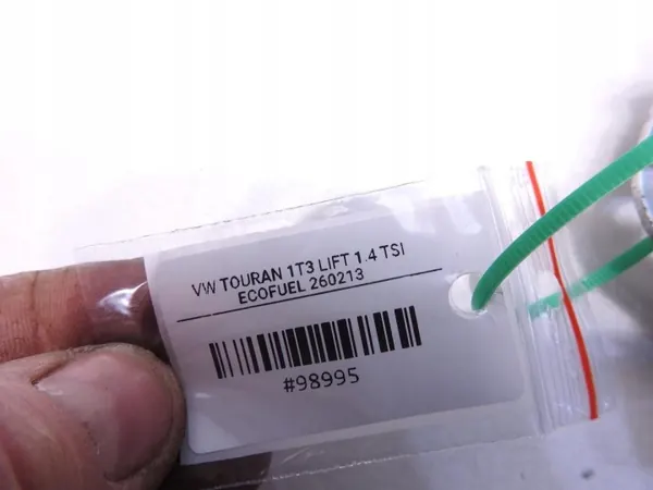 Turvavyö oikea taka OEM 33058836B VW Touran image 4