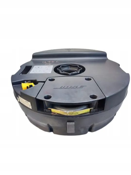 Audi Q7 Bose Subwoofer OEM 4L0035382A - Käytetty image 4