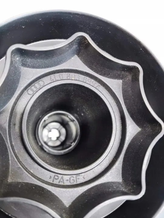 Audi Q7 Bose Subwoofer OEM 4L0035382A - Käytetty image 6